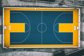 多米体育APP-清晨的荒诞备战，马刺练国王杯，切尔西打NBA，浙江稠州战欧篮联？
